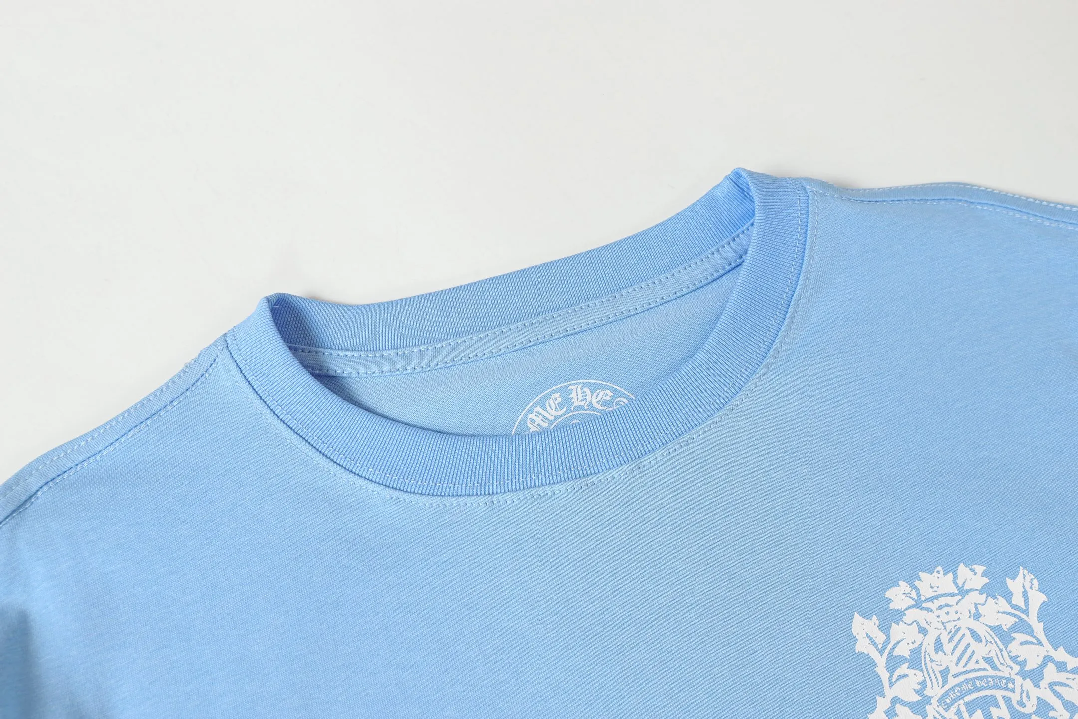 P160 Cross-border quantity model. If you pursue quality, please do not place an order. -Chrome Hearts/Chrome Heart Sanskrit Big Sword✝️Print popular long-sleeved T-shirt -High weight, high density and high quality. The wool is soft, delicate and skin-friendly. It feels soft and silky. It has excellent warmth and skin-friendly properties.